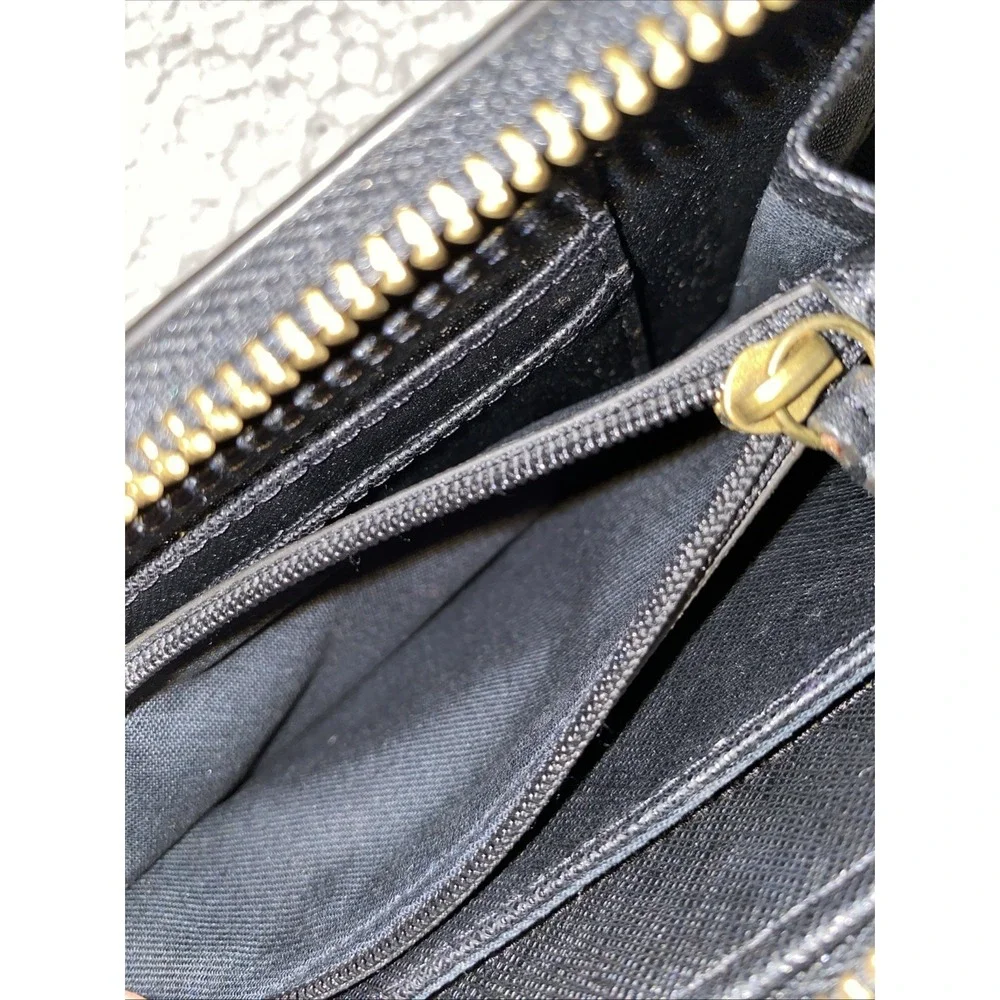 Fossil Black Leather Zip Around Wallet Gold Tone Hardware Continental